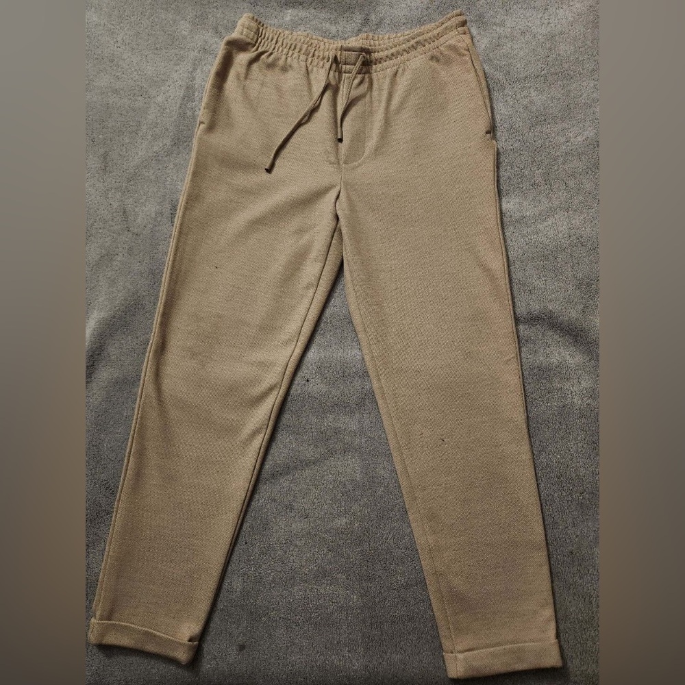 Brown Zara joggers 🤎